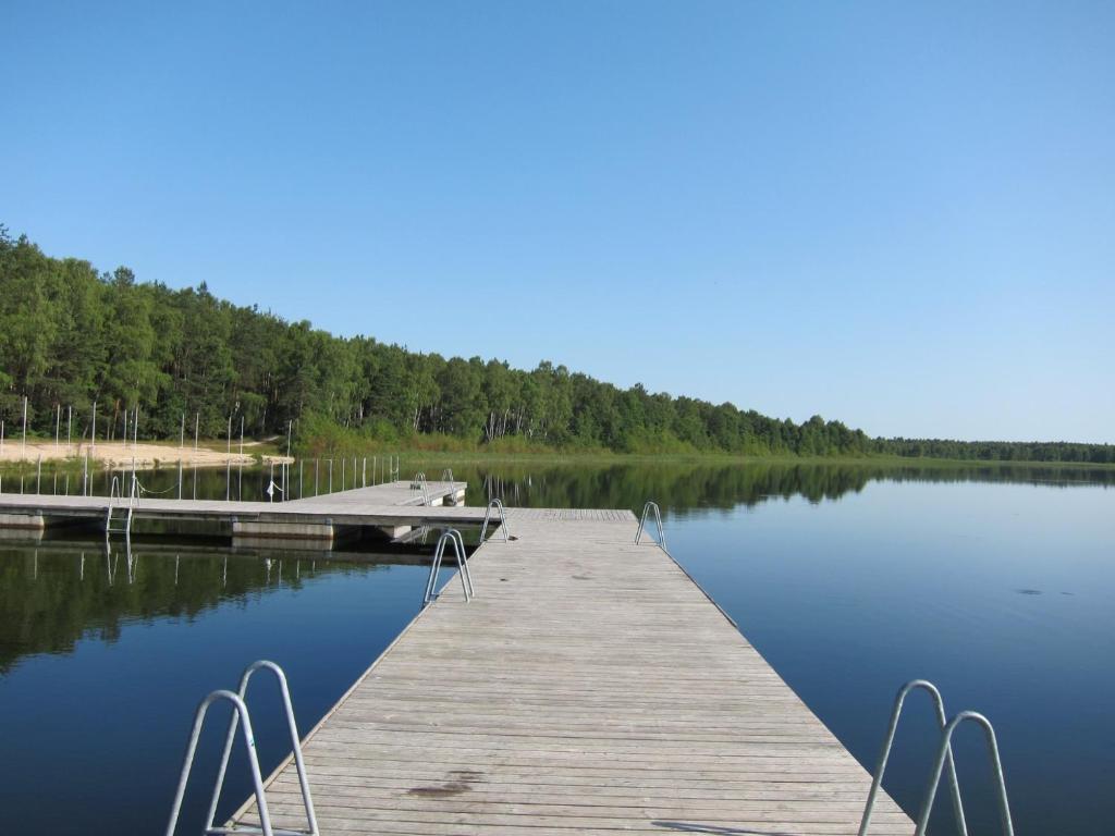 Resort Piaseczno Rozpłucie Buitenkant foto