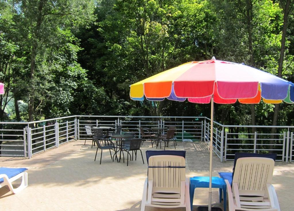 Resort Piaseczno Rozpłucie Buitenkant foto