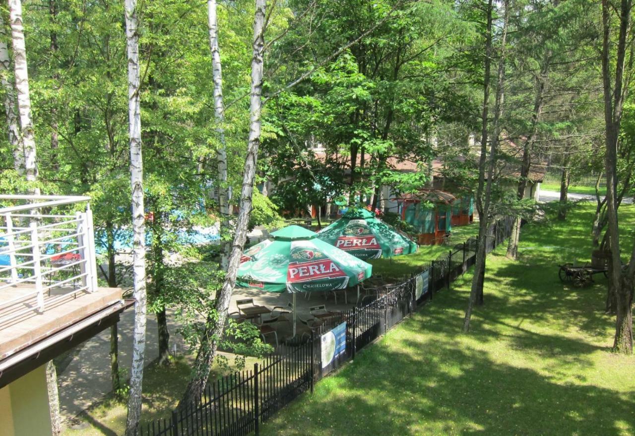 Resort Piaseczno Rozpłucie Buitenkant foto