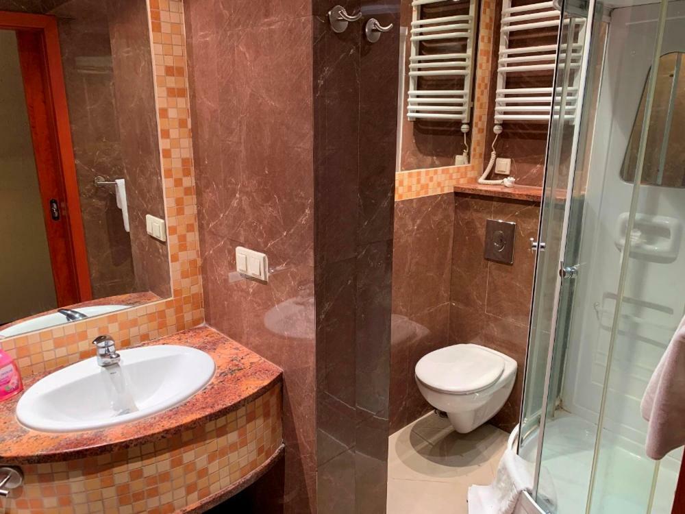 Resort Piaseczno Rozpłucie Buitenkant foto